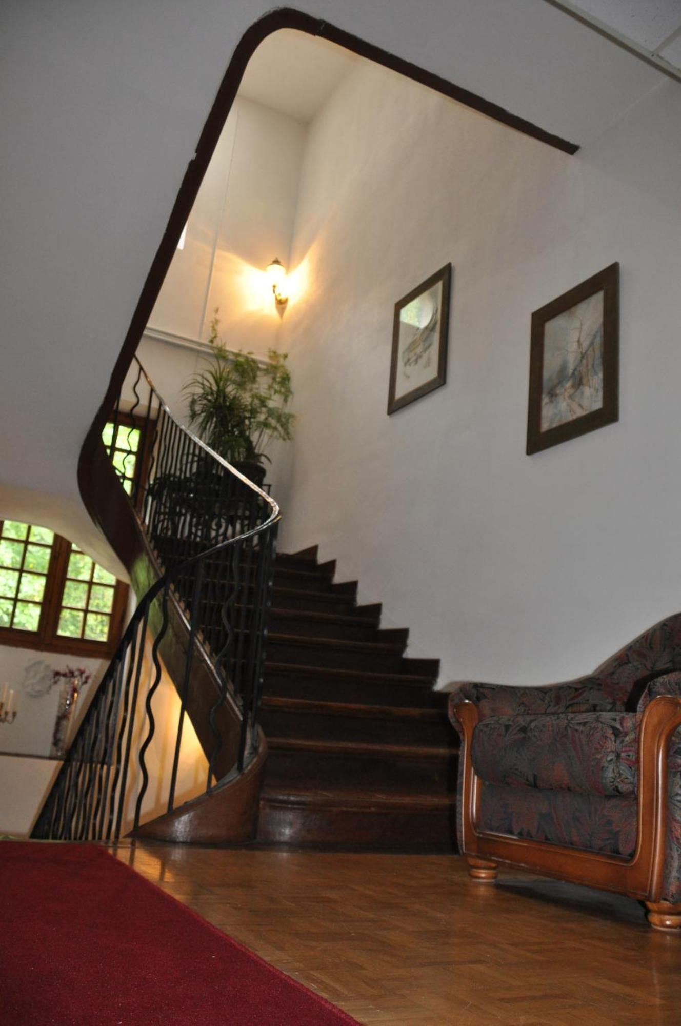 Logis Hostellerie Du Grand Duc Hotel Restaurant Gincla Ngoại thất bức ảnh