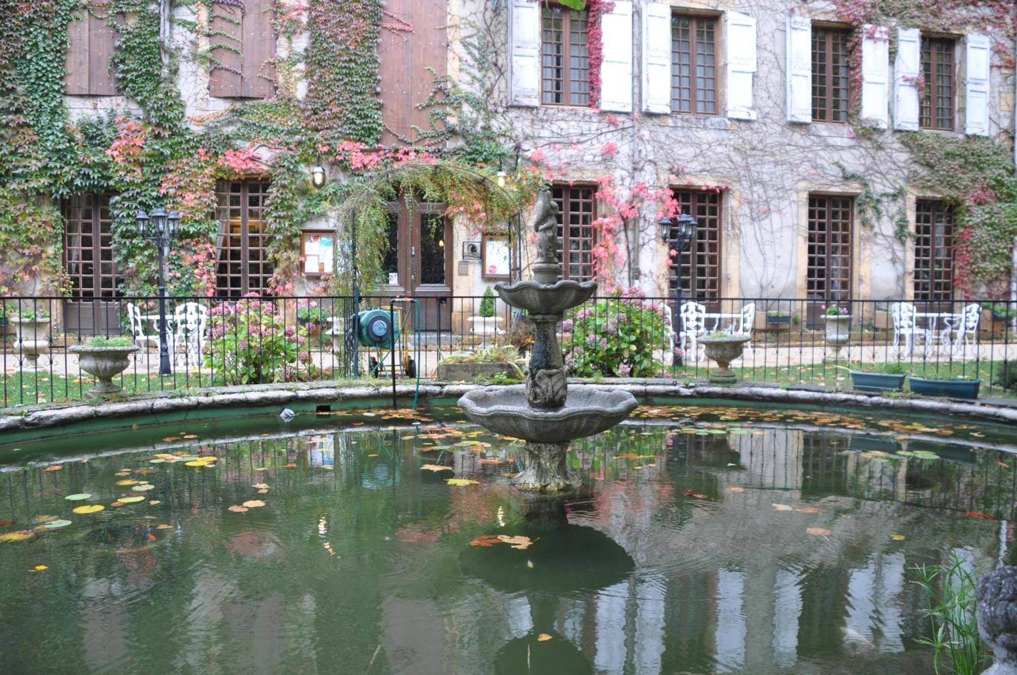 Logis Hostellerie Du Grand Duc Hotel Restaurant Gincla Ngoại thất bức ảnh